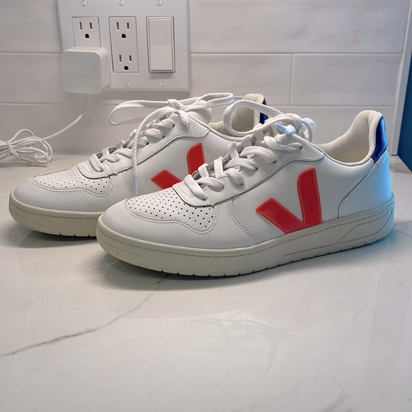 Veja Shoes - VEJA -V10 leather sneaker White/Orange/Blue